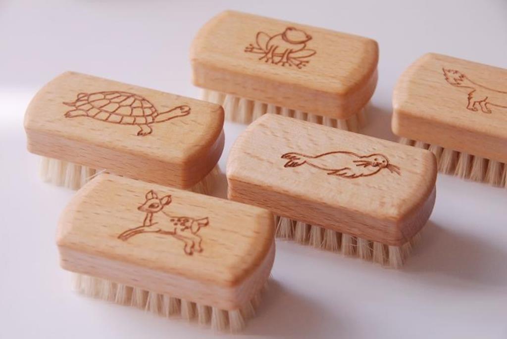 Kellerbursten Beechwood Childrens Nail Brush