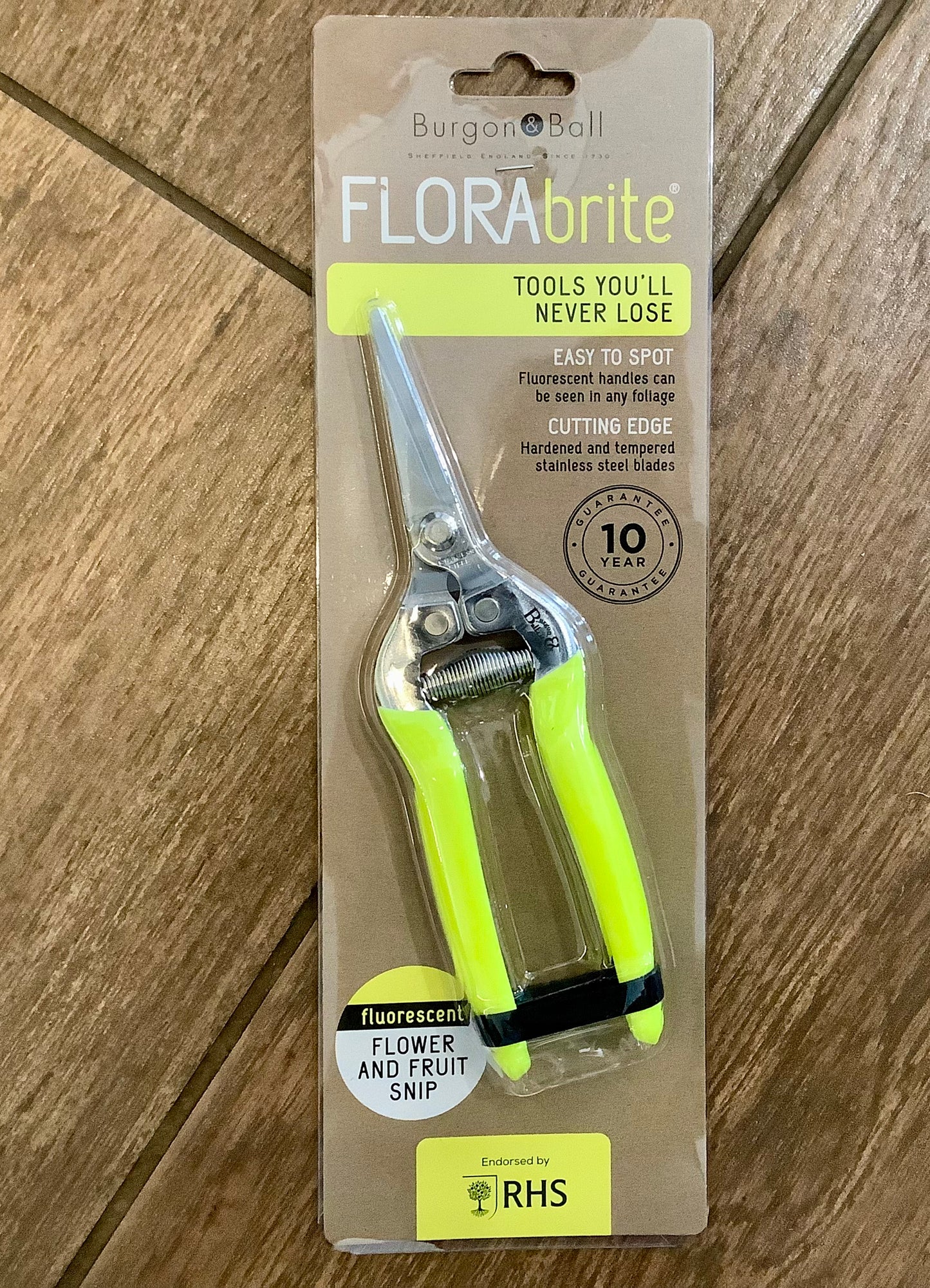 Burgon & Ball Fruit and Flower Fluoro Snips