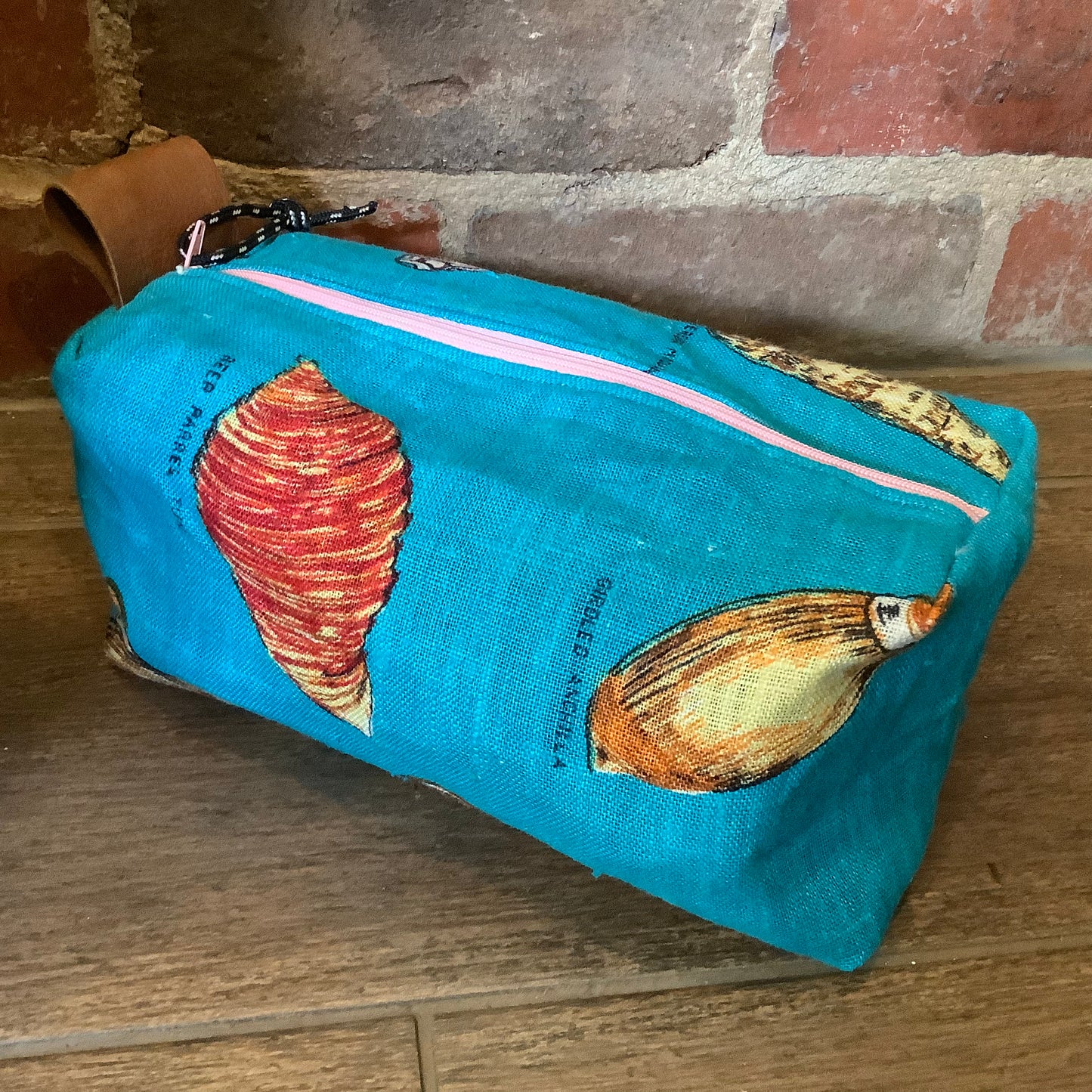 The Green Store Vintage Linen Jerome Bag