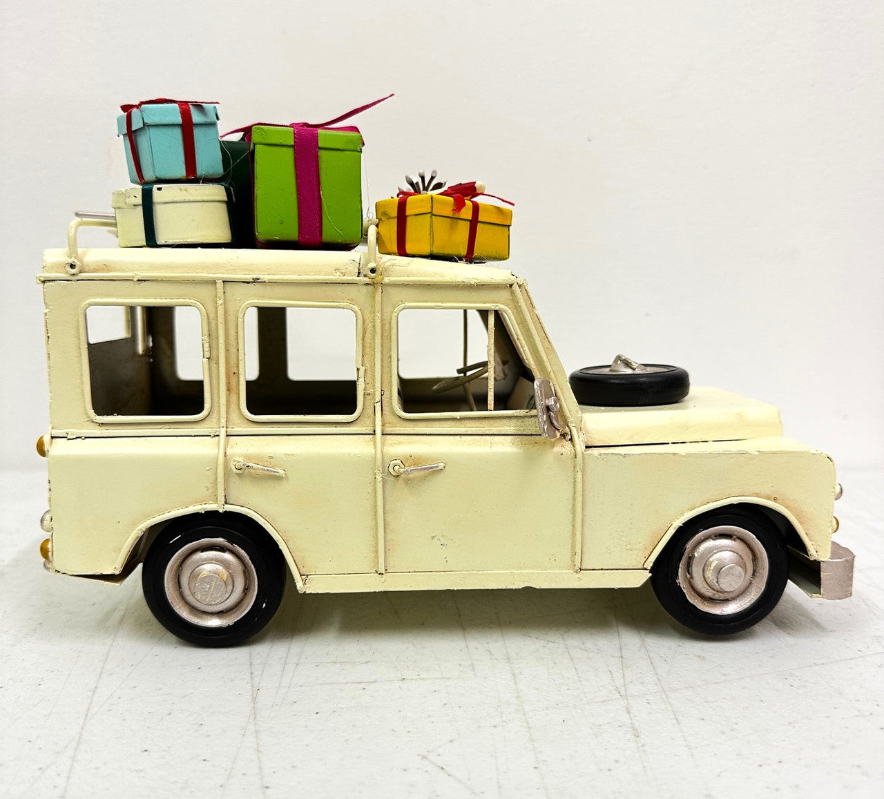 Australian Christmas Metal Wagon, Red Ute and Caravan Ornaments