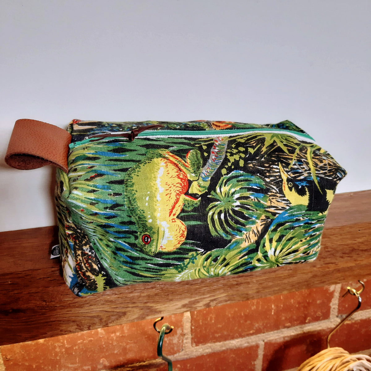 The Green Store Vintage Linen Jerome Bag