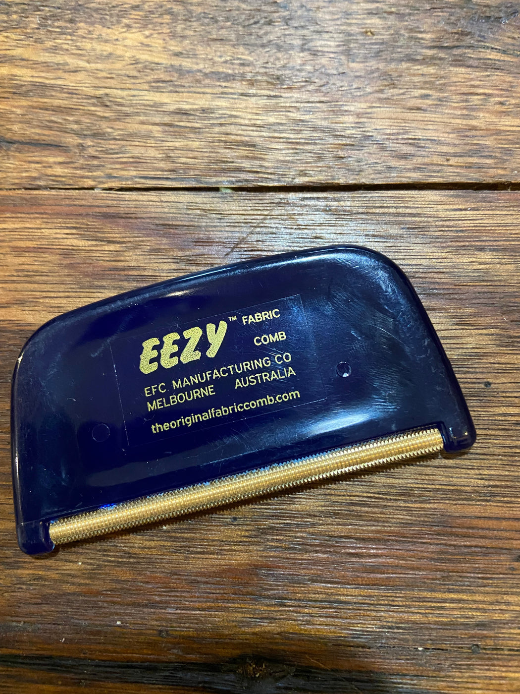 Eezy Fabric Comb
